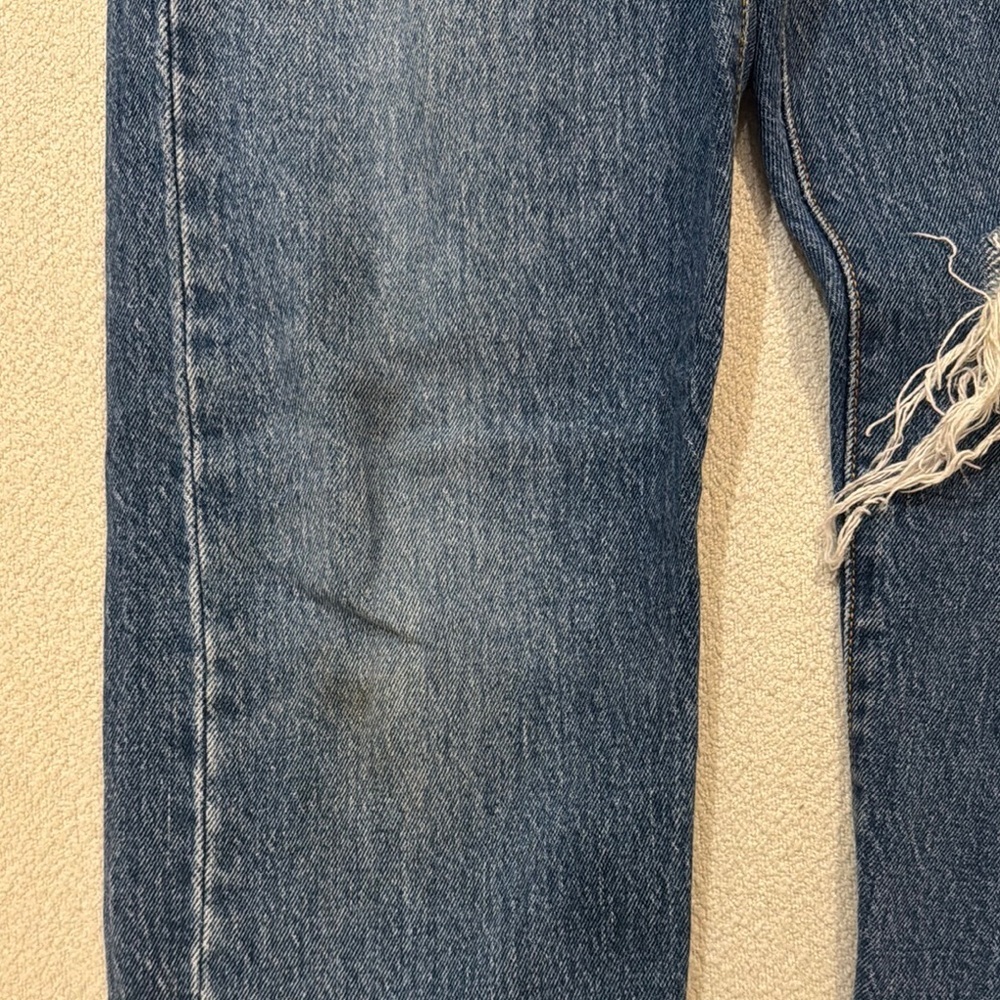 Levi’s Blue Skinny Jeans with Distressed Details - Picture 5 of 5